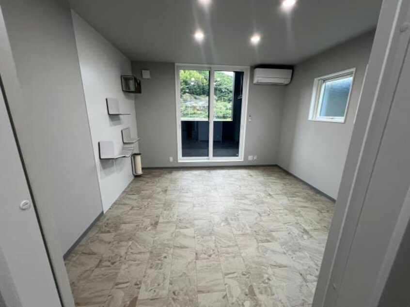  メゾン・ミヌエット（猫専用アパート）