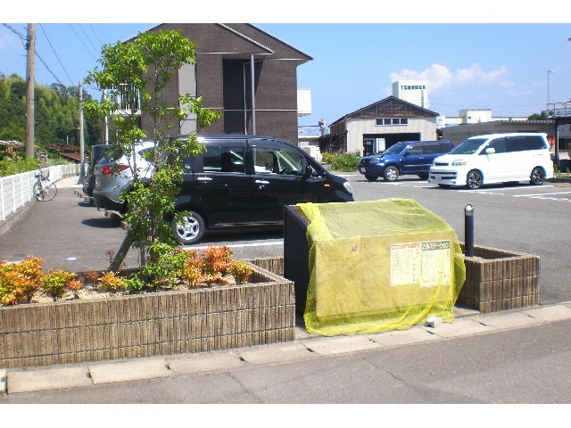 専用ゴミ置場 ブラン・コム・ネージュ