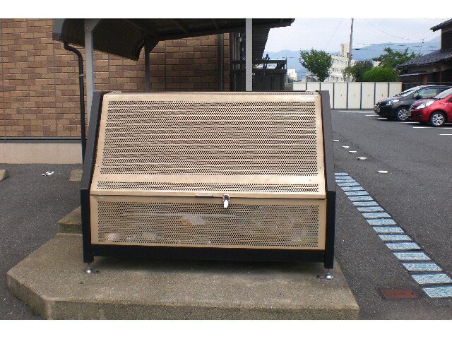 専用ゴミ置場 セジュールモナリエ笙