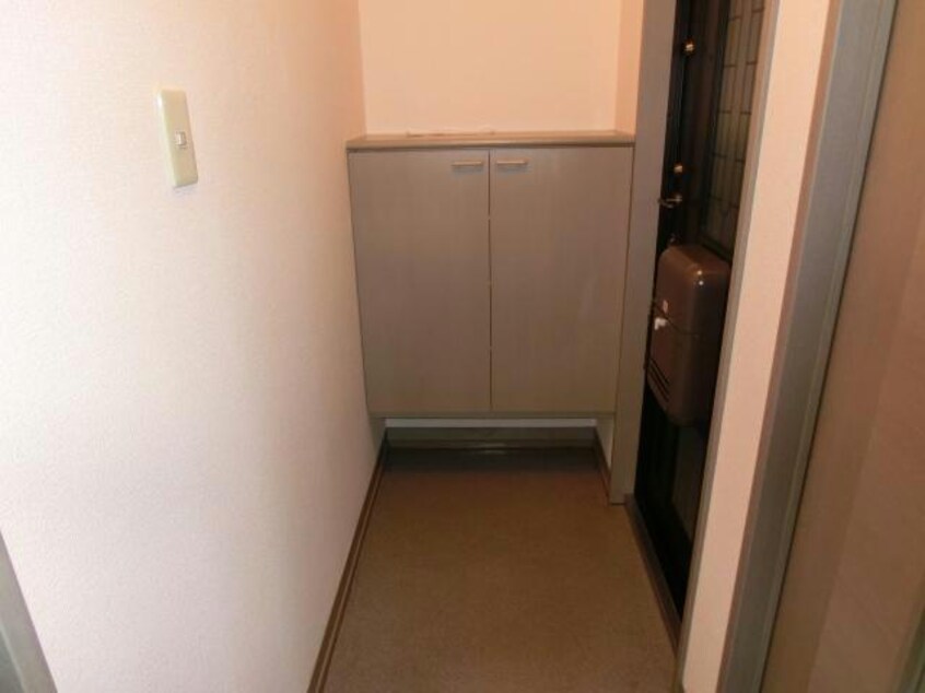 玄関 アットホーム花