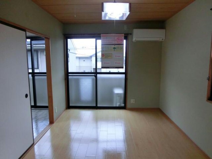 洋室１ アットホーム花