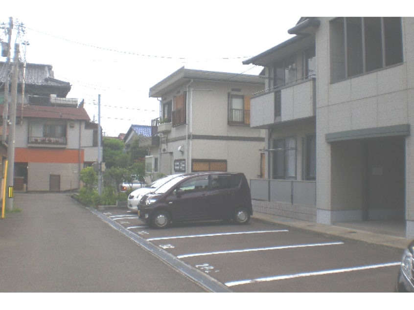 無料駐車場 ドムス・ニシノ