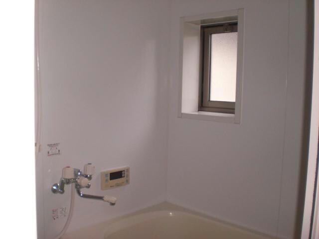 窓付きバス スカリエッティ