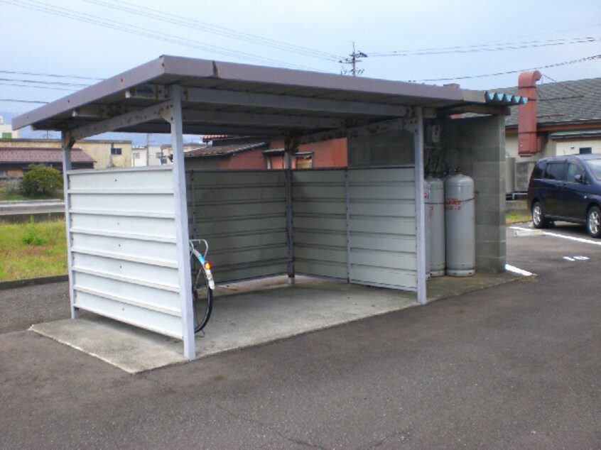 駐輪場 セジュール昭和