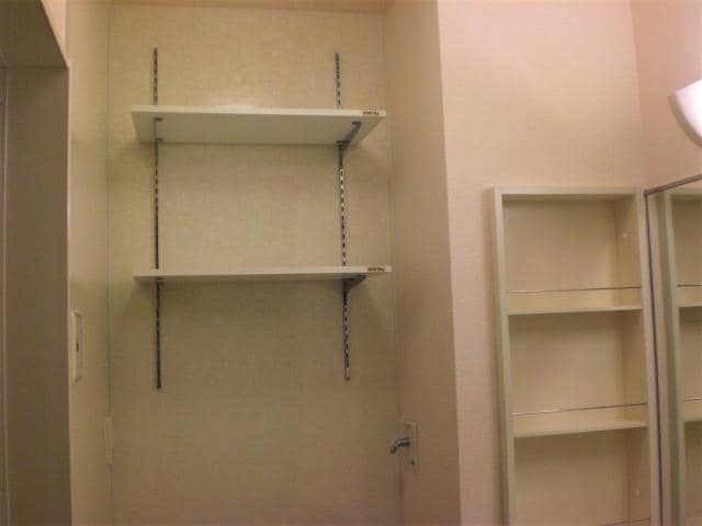 洗面脱衣所収納棚 ル・リアン