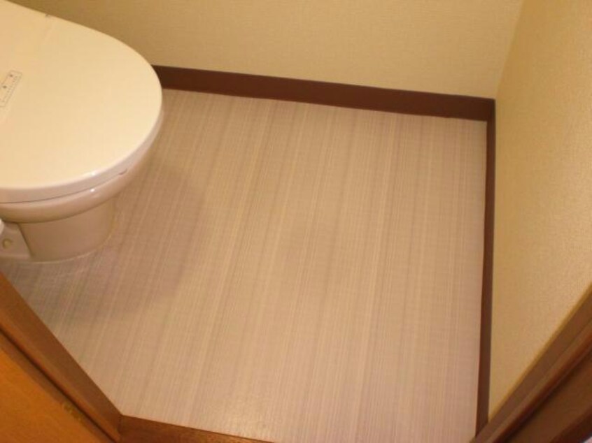 ウォシュレット付きトイレ コンソラトゥール