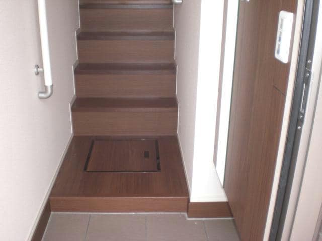 玄関周り Ｆ．エミール