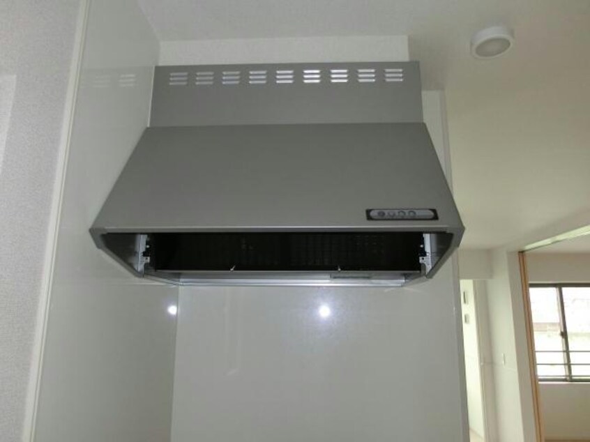 キッチン換気扇 ランドマーク気比Ⅱ