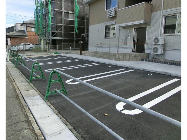 駐車場 ブランメールT