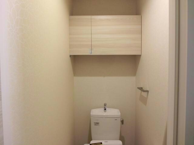 トイレ収納棚 メゾン　ド　カナワ
