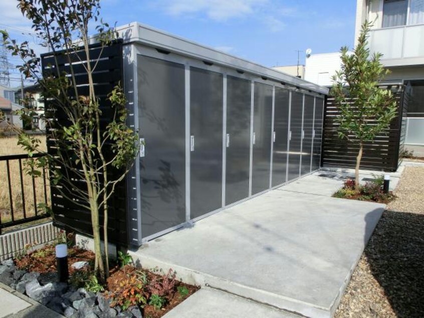 外物置 カーサエルガノ