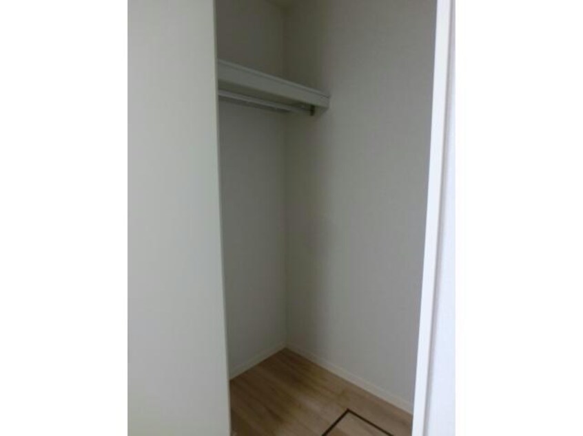 ウォークインクローゼット カーサエルガノ