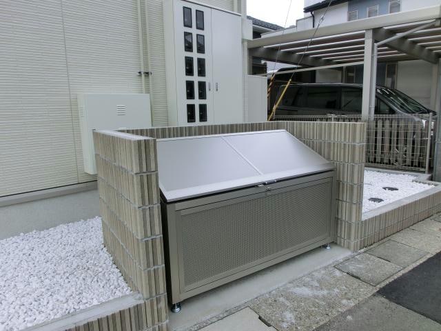 専用ゴミ置場 アスコット