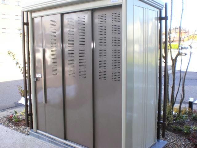 専用ゴミ置場 クレスティーク