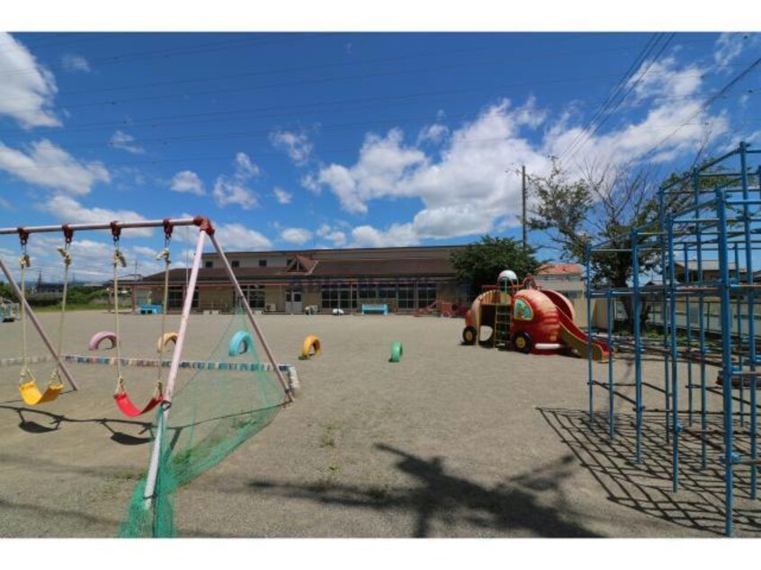 足利さくら幼稚園(幼稚園/保育園)まで1430m 石川方貸家