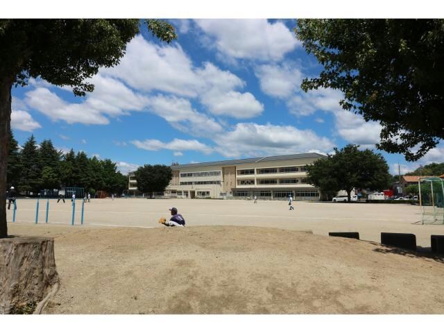 足利市立南小学校(小学校)まで1505m レインボーハイツ