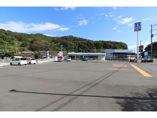 ローソン足利今福町店(コンビニ)まで389m ★Sun Village ASHIKAGA「サンビレッジ足利」