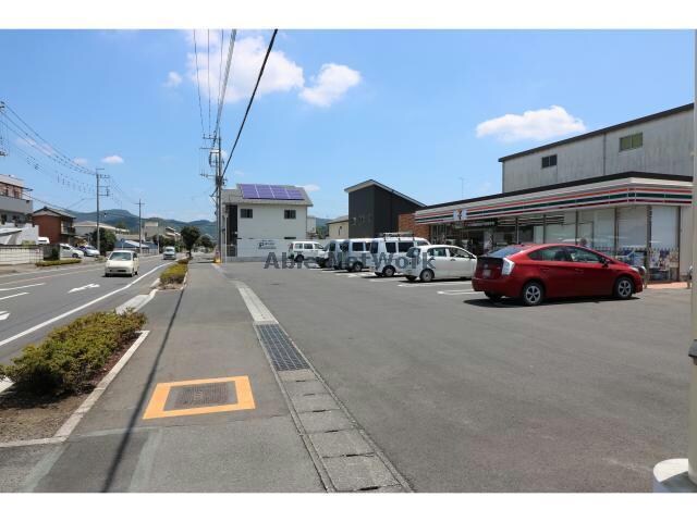 セブンイレブン足利赤松台入口店(コンビニ)まで455m パイン・トゥリー