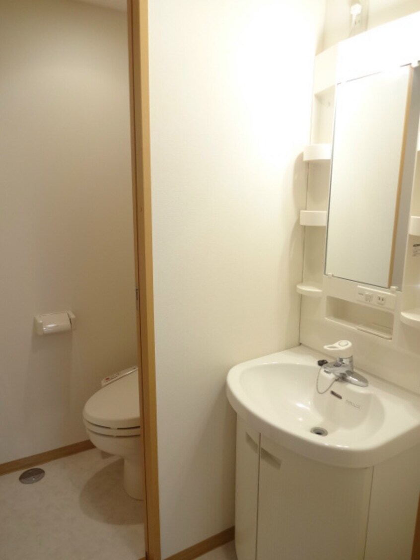  ユートピア三愛東堀