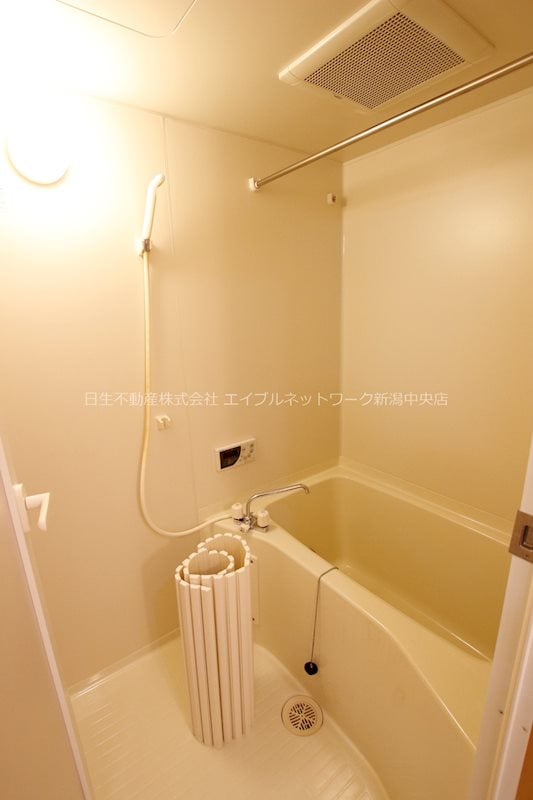  ユートピア三愛東堀