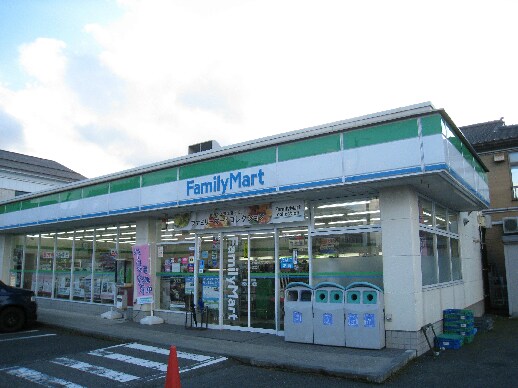 ﾌｧﾐﾘｰﾏｰﾄ 新潟出来島二丁目店(コンビニ)まで416m ライム・ライトII