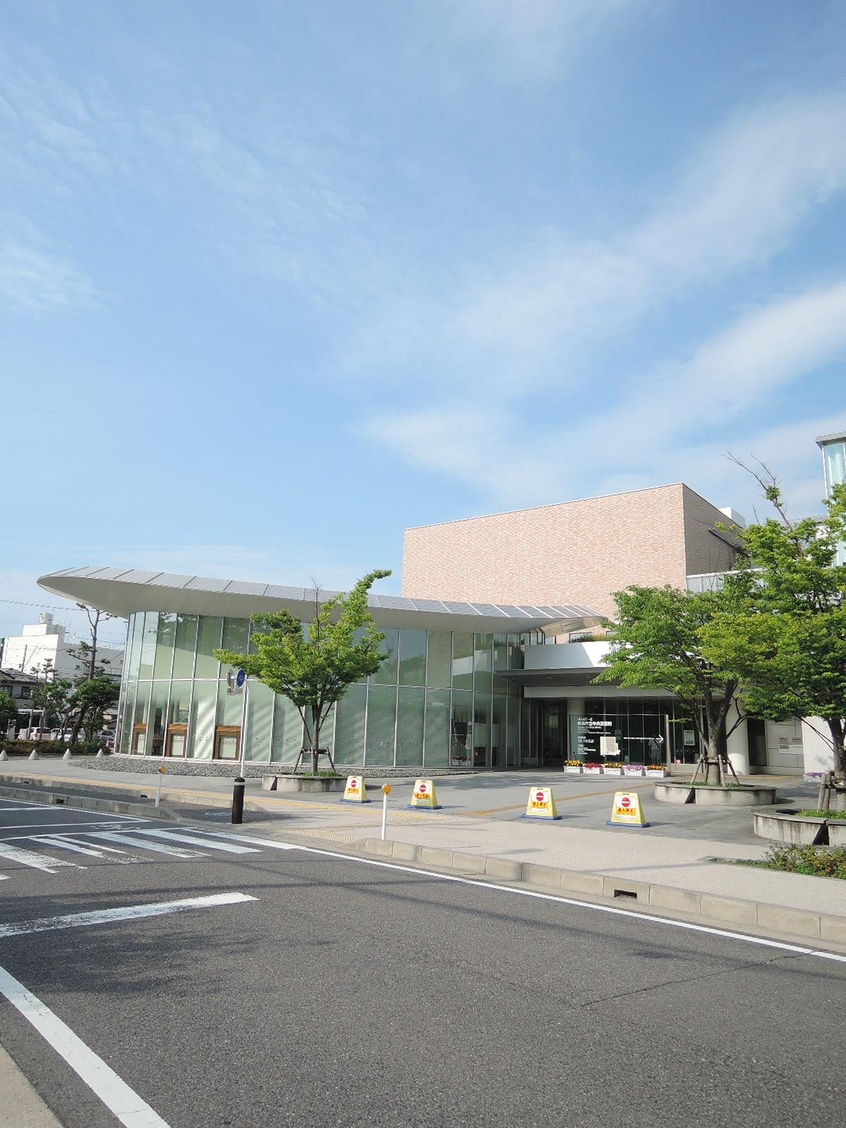新潟市立中央図書館(図書館)まで406m RENO長嶺1
