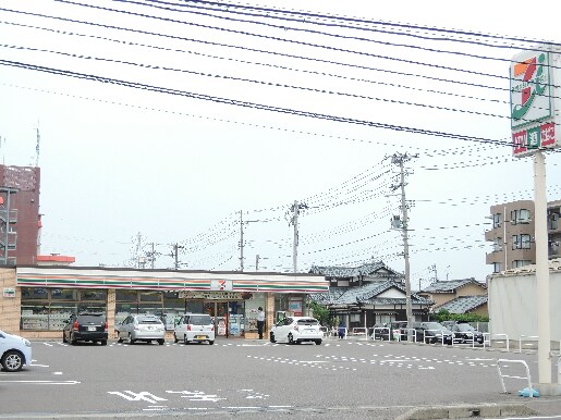 ｾﾌﾞﾝｲﾚﾌﾞﾝ 新潟神道寺店(コンビニ)まで486m パープルマウンテン