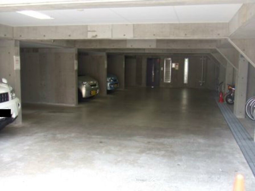  エスポワール南万代