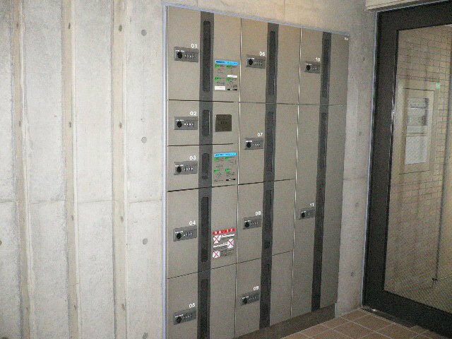 宅配ボックス エスポワール南万代