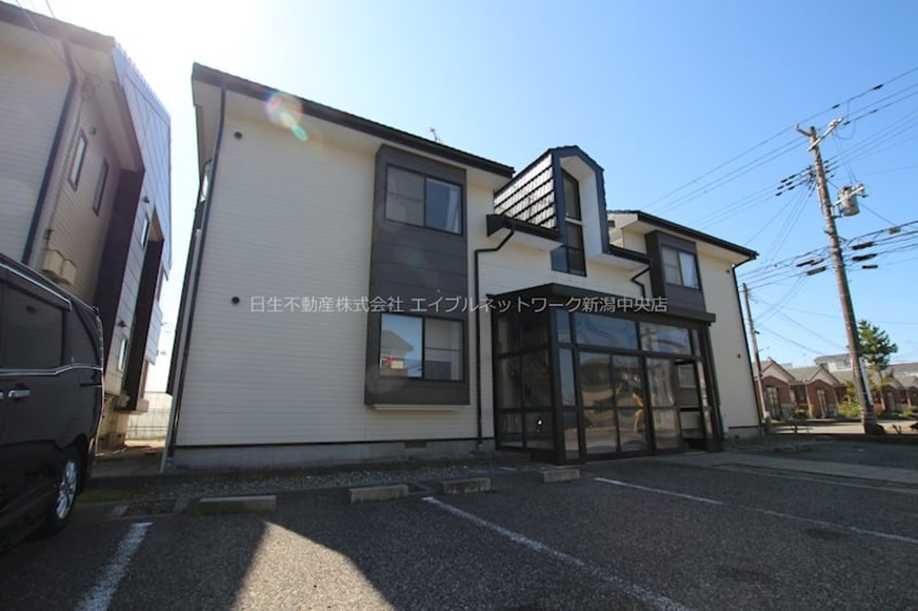  リベロ坂井東B棟