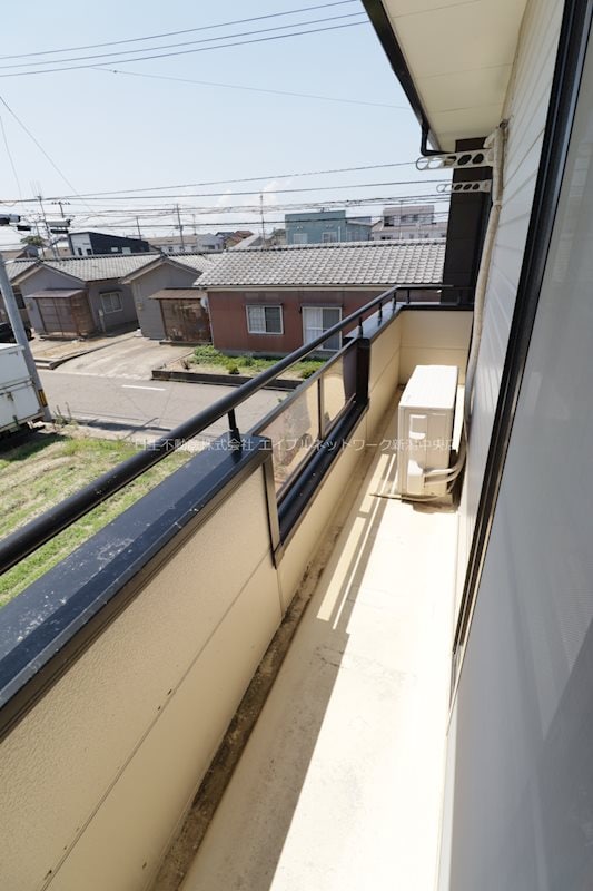  リベロ坂井東B棟