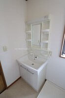  リベロ坂井東B棟