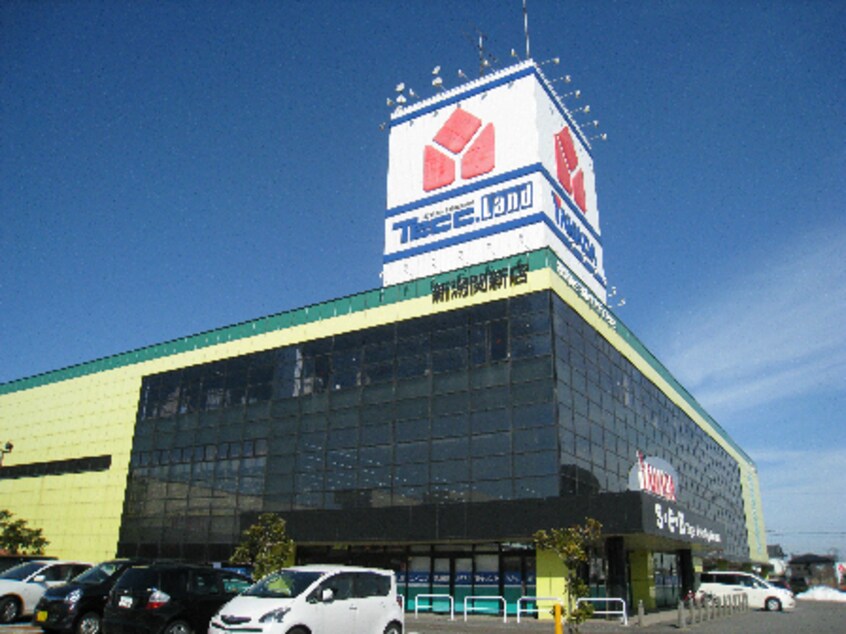 ヤマダ電機(ショッピングセンター/アウトレットモール)まで706m SAKASU　SHONAN