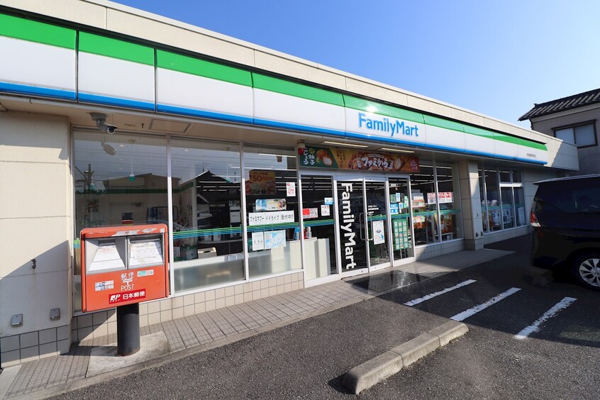 ﾌｧﾐﾘｰﾏｰﾄ 新潟関屋昭和町店(コンビニ)まで621m プレイス関新