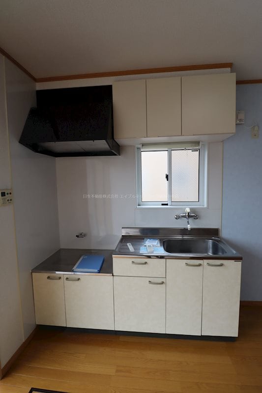 キッチンは窓付きで、臭いもこもりにくいです！ ラシーヌ・モモIIA1･A2