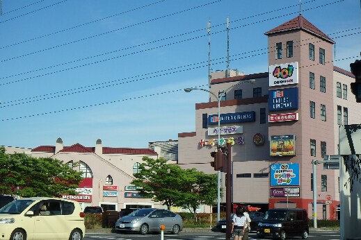 ｳｵﾛｸ ﾃﾞｯｷｨ店(スーパー)まで231m BUENA出来島