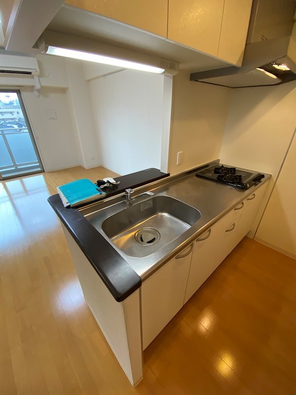  BUENA上大川前通4