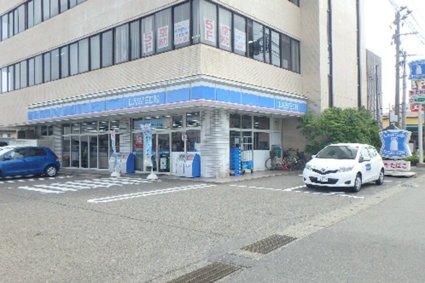 ﾛｰｿﾝ 新潟堀ﾉ内店(コンビニ)まで526m BUENA東幸町
