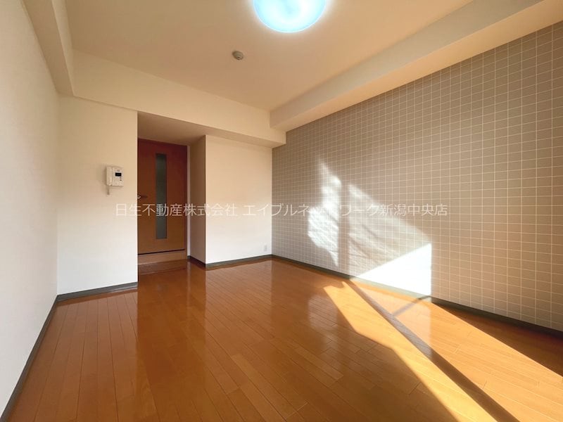  BUENA上大川前通3番町