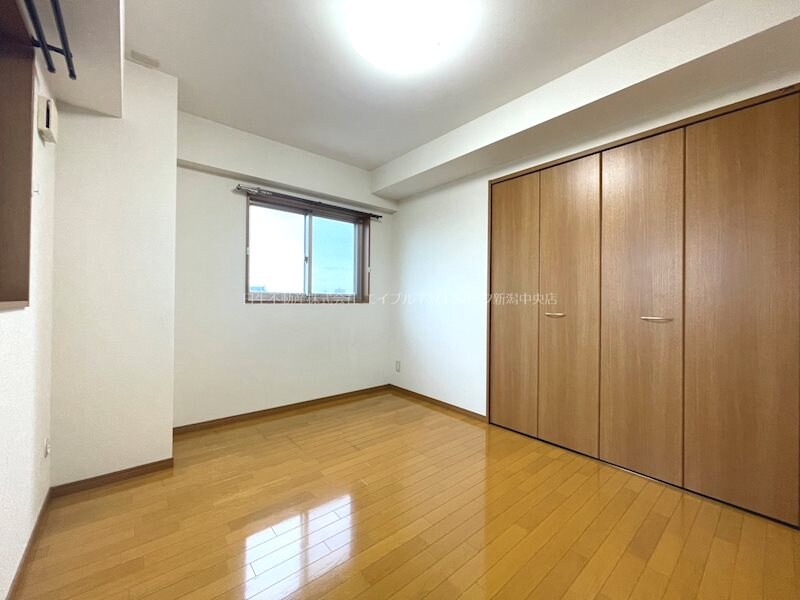  リヴェール女池