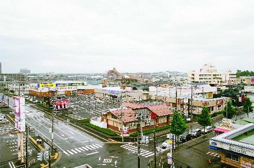 ｼｮｯﾋﾟﾝｸﾞﾌﾟﾗｻﾞﾗｸﾞｰﾅ女池(ショッピングセンター/アウトレットモール)まで580m プレイス女池