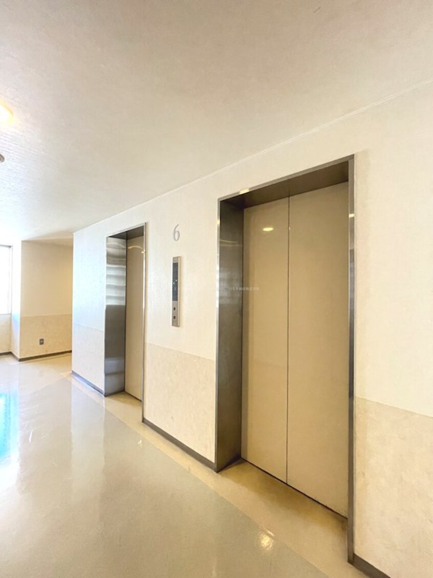  日生不動産西堀ビル