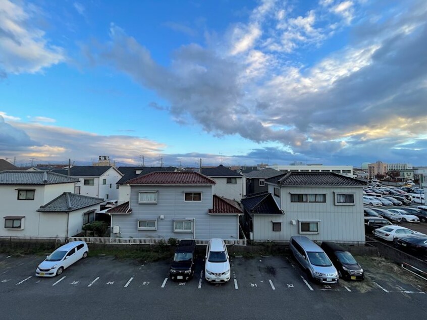 ※302号室からの眺望です ロンドベル弁天橋