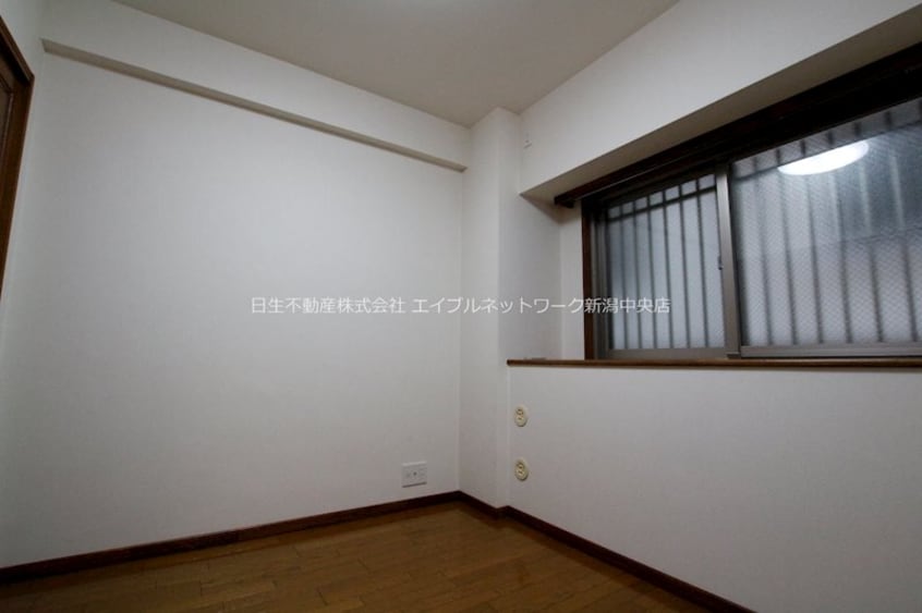 同間取り反転タイプ参考写真 ロンドベル万代