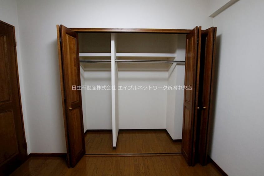 同間取り反転タイプ参考写真 ロンドベル万代