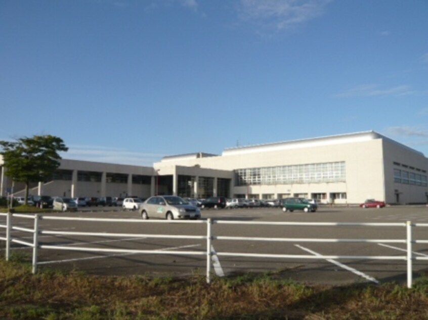 鳥屋野総合体育館(役所)まで1255m 紫竹山五番館C