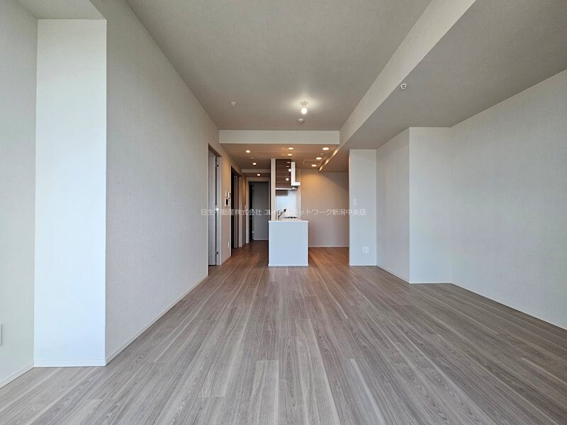  アイコニックタワー　新潟ステーション