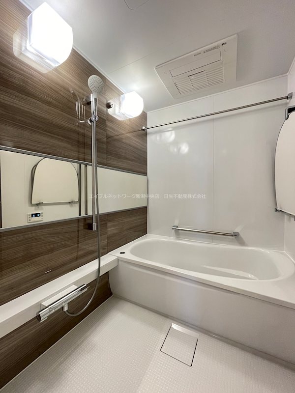  アイコニックタワー　新潟ステーション