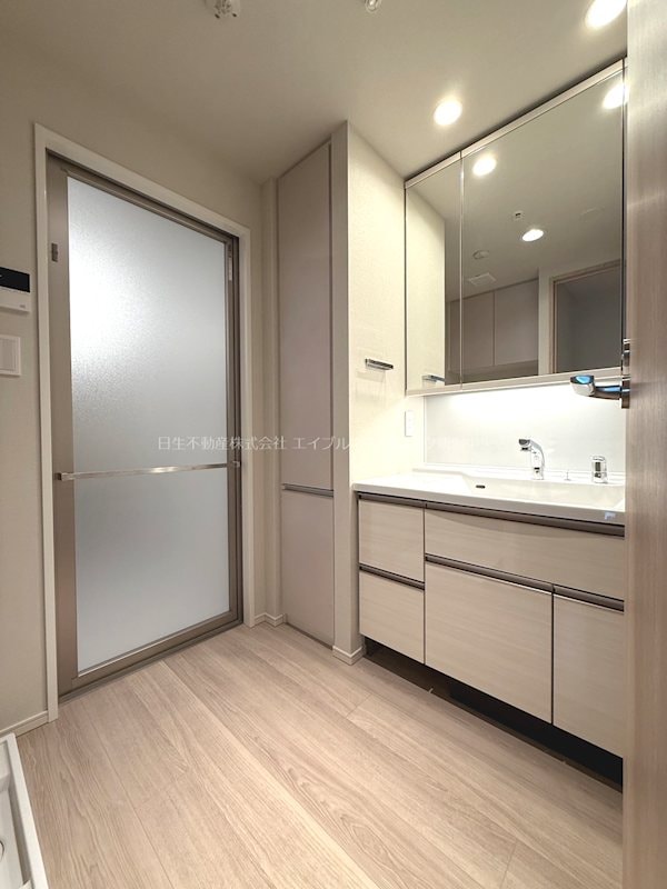  アイコニックタワー　新潟ステーション