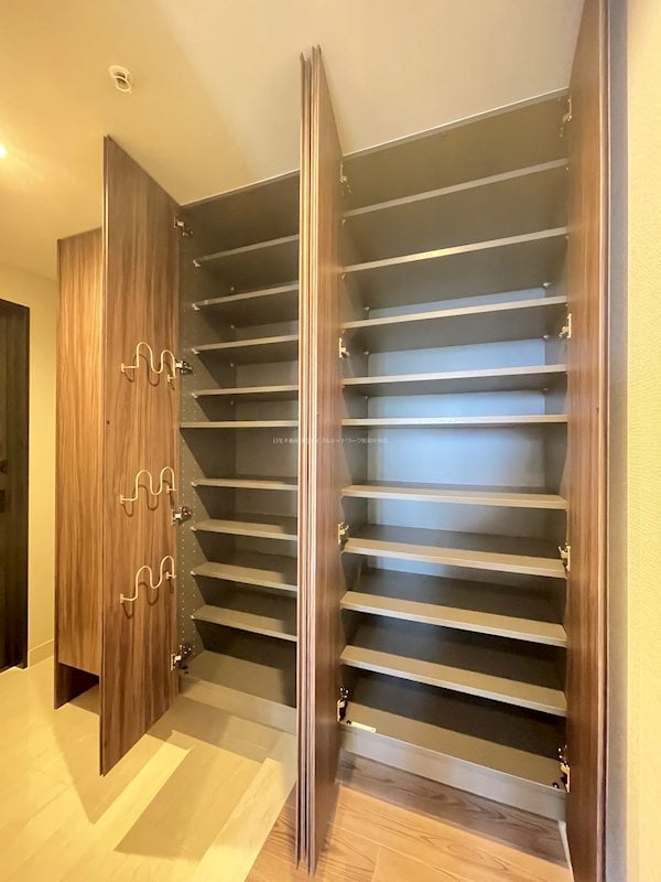  アイコニックタワー　新潟ステーション